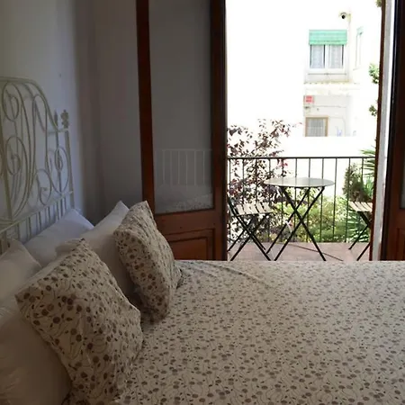 Centro De Lloret 8 People Apartment *