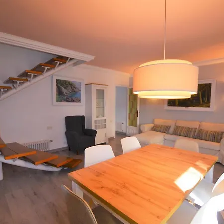 Centro De Lloret 8 People Apartment *