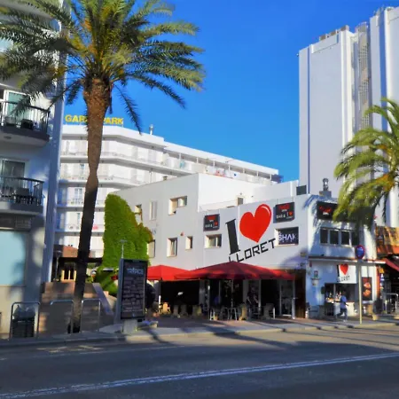 Centro De Lloret 8 People Apartment